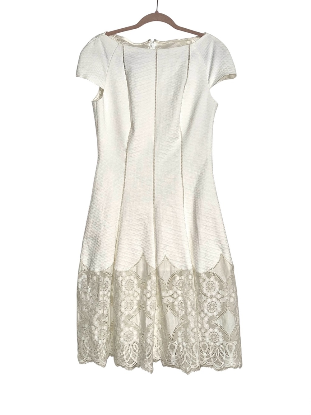 Talbot Runhof Ivory Lace Hem Cap Shoulder Dress 10 with pockets